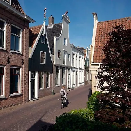 't Doktershuis Apartment De Rijp